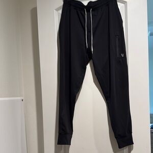 Vuori men’s Sunday Performance Jogger